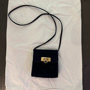 Vintage Blue Velvet-like material cross body evening bag *
